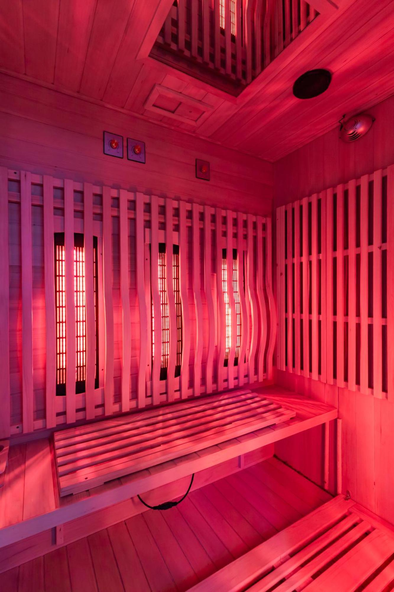 Villa & Spa-Sauna-Piscine-Massages Du "Nirvana Vivant" Biars-sur-Cère Dış mekan fotoğraf