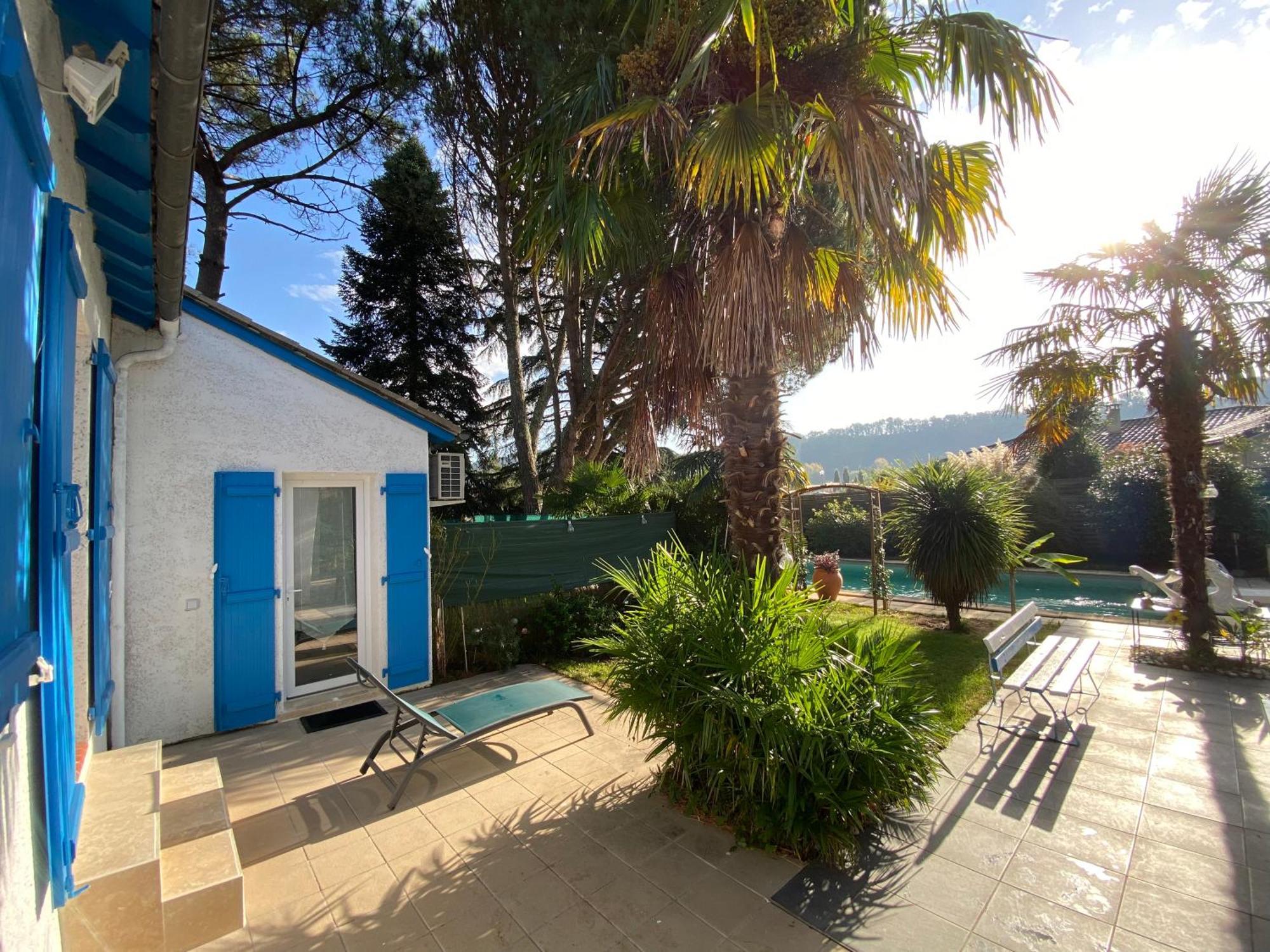 Villa & Spa-Sauna-Piscine-Massages Du "Nirvana Vivant" Biars-sur-Cère Dış mekan fotoğraf